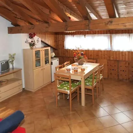 Casa *