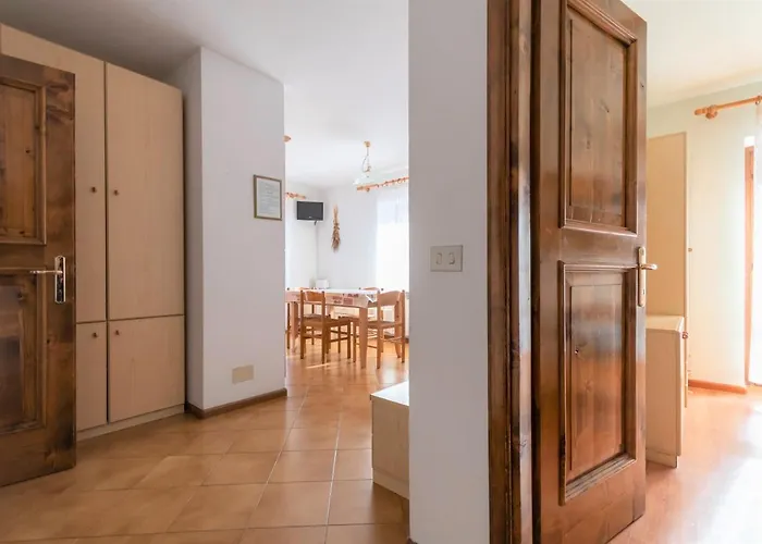 Casa *