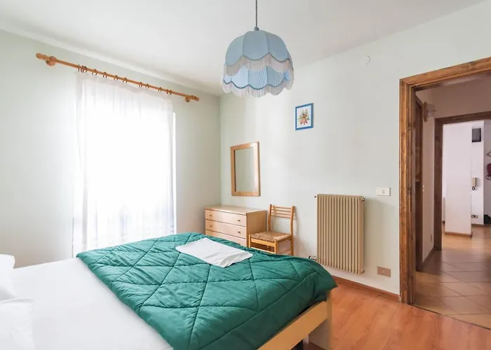 Casa *